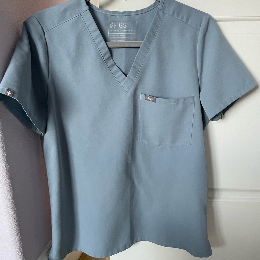 Figs scrubs